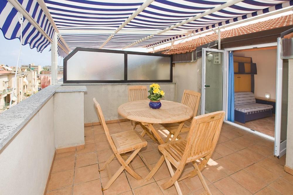 Aparthotel Residenza Adelaide Finale Ligure Zewnętrze zdjęcie