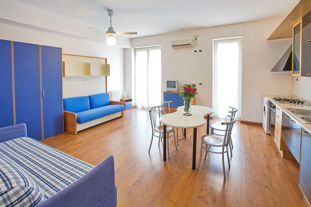 Aparthotel Residenza Adelaide Finale Ligure Zewnętrze zdjęcie